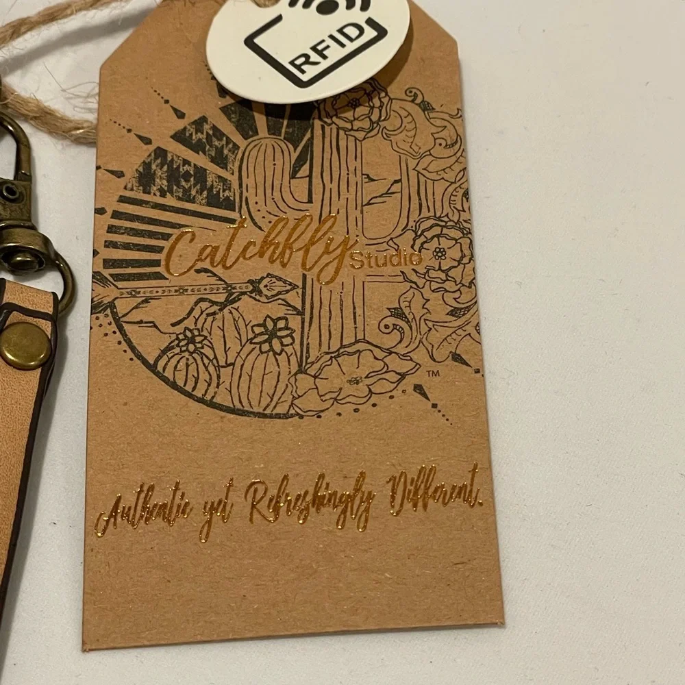 Catchfly Studios Card Holder Wristlet with key chain